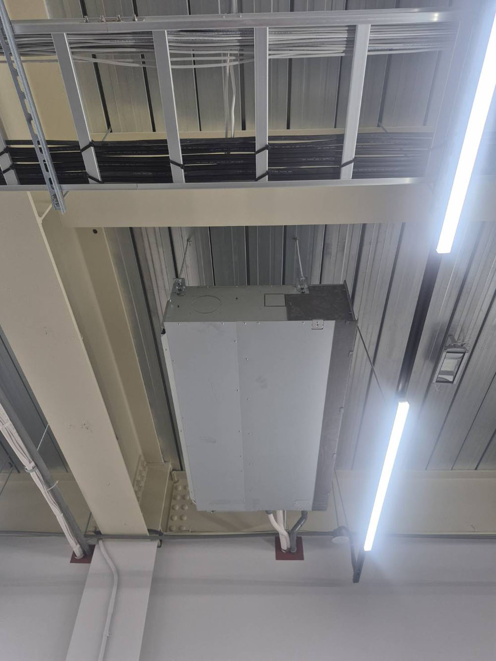 鎂喬廠房辦公室空調工程